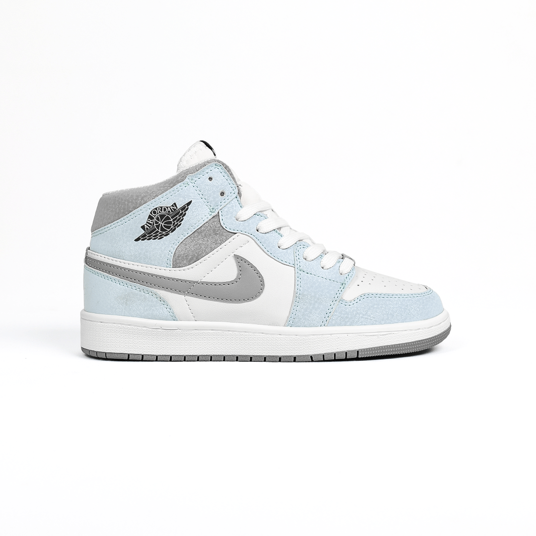 کتونی عمده نایک Nike مدل جردن وان ساقدار Jordan آبی روشن طوسی زنانه گروه تولید صفری