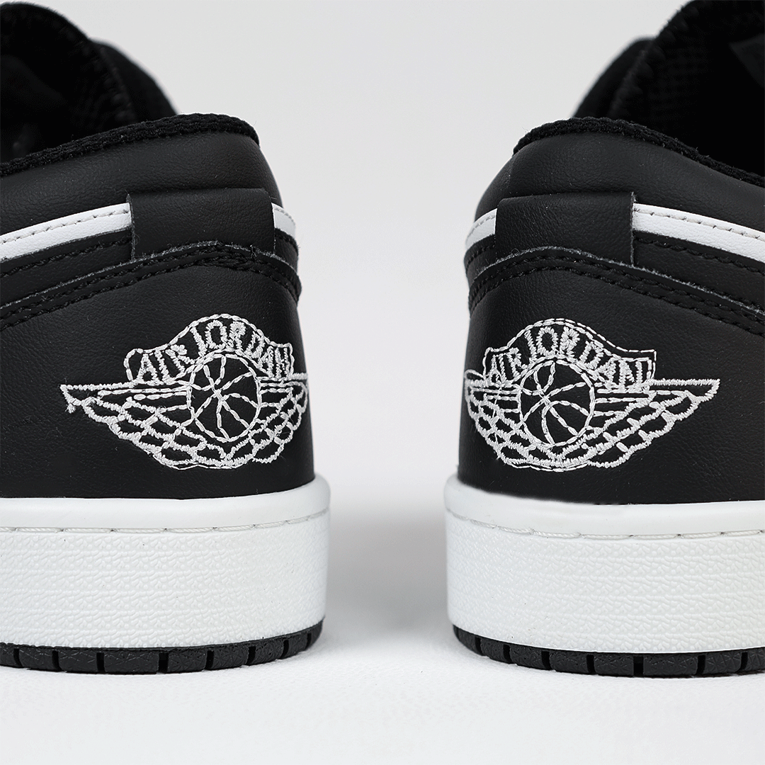  کتونی عمده نایک جردن وان سفید مشکی 