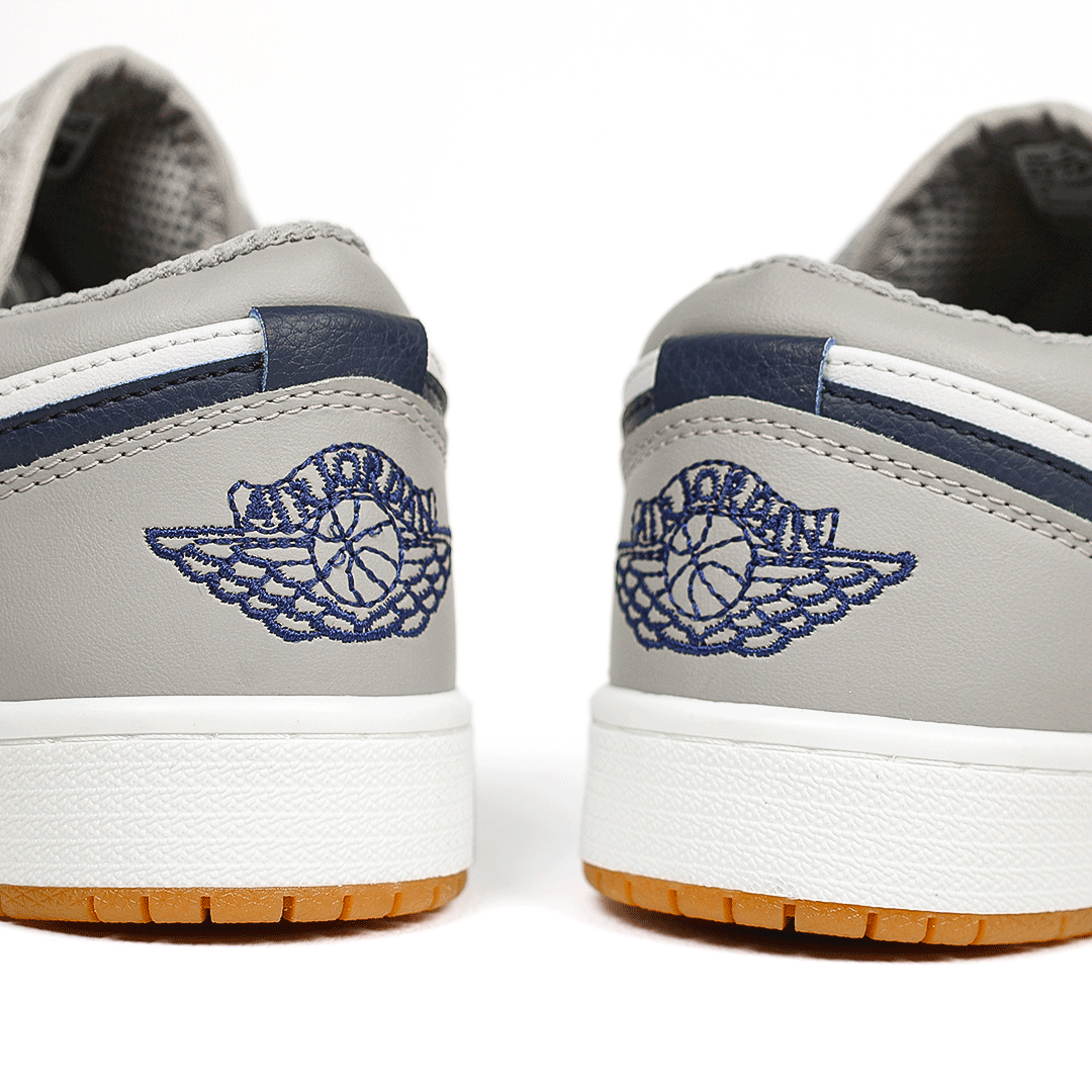  کتونی عمده نایک جردن وان سفید طوسی 