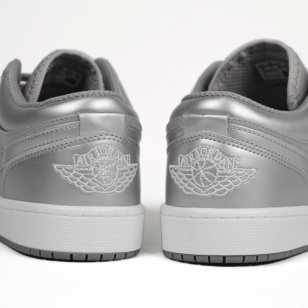 کتونی عمده نایک جردن وان رنگ نقرهای