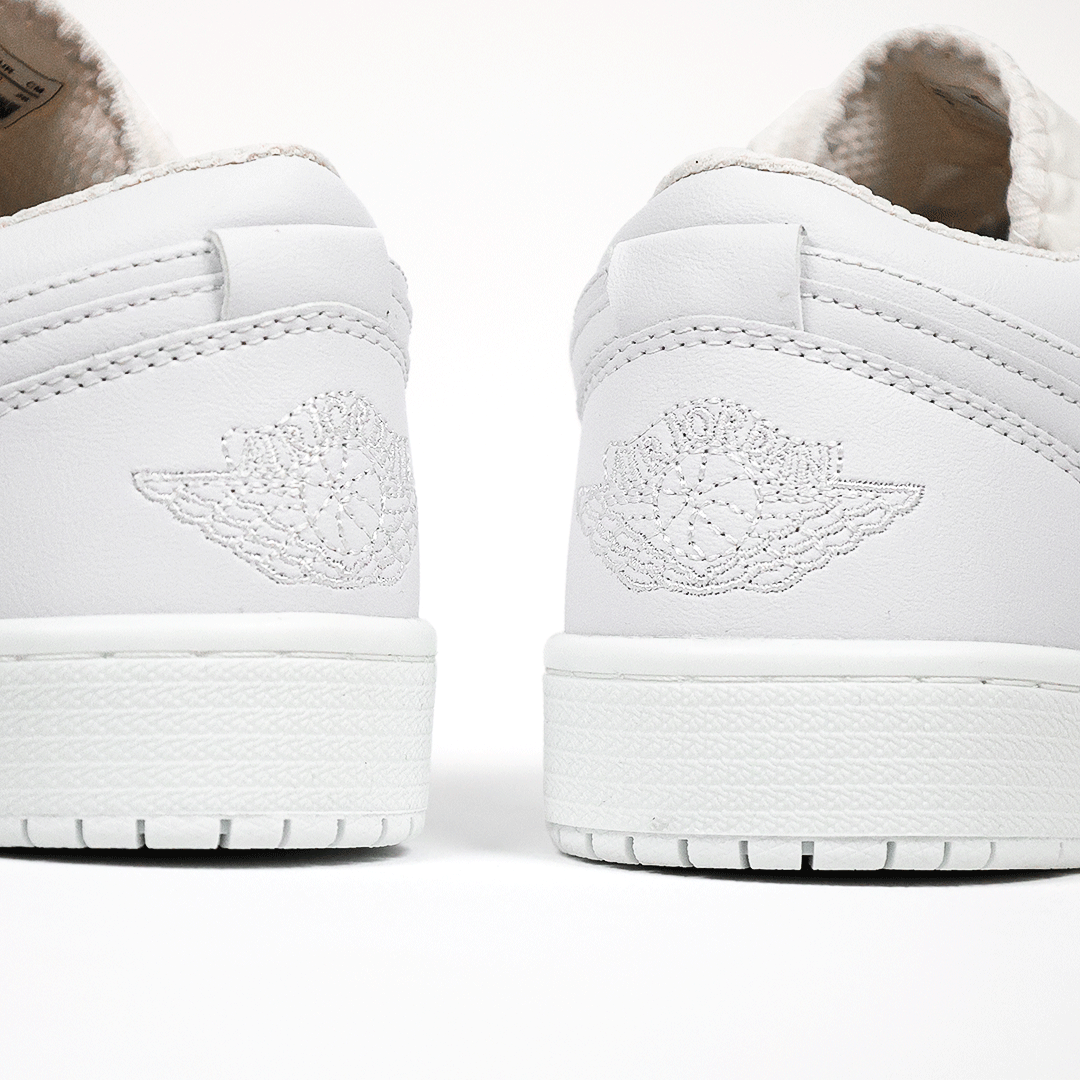  کتونی عمده نایک جردن وان سفید nike jordan one white 