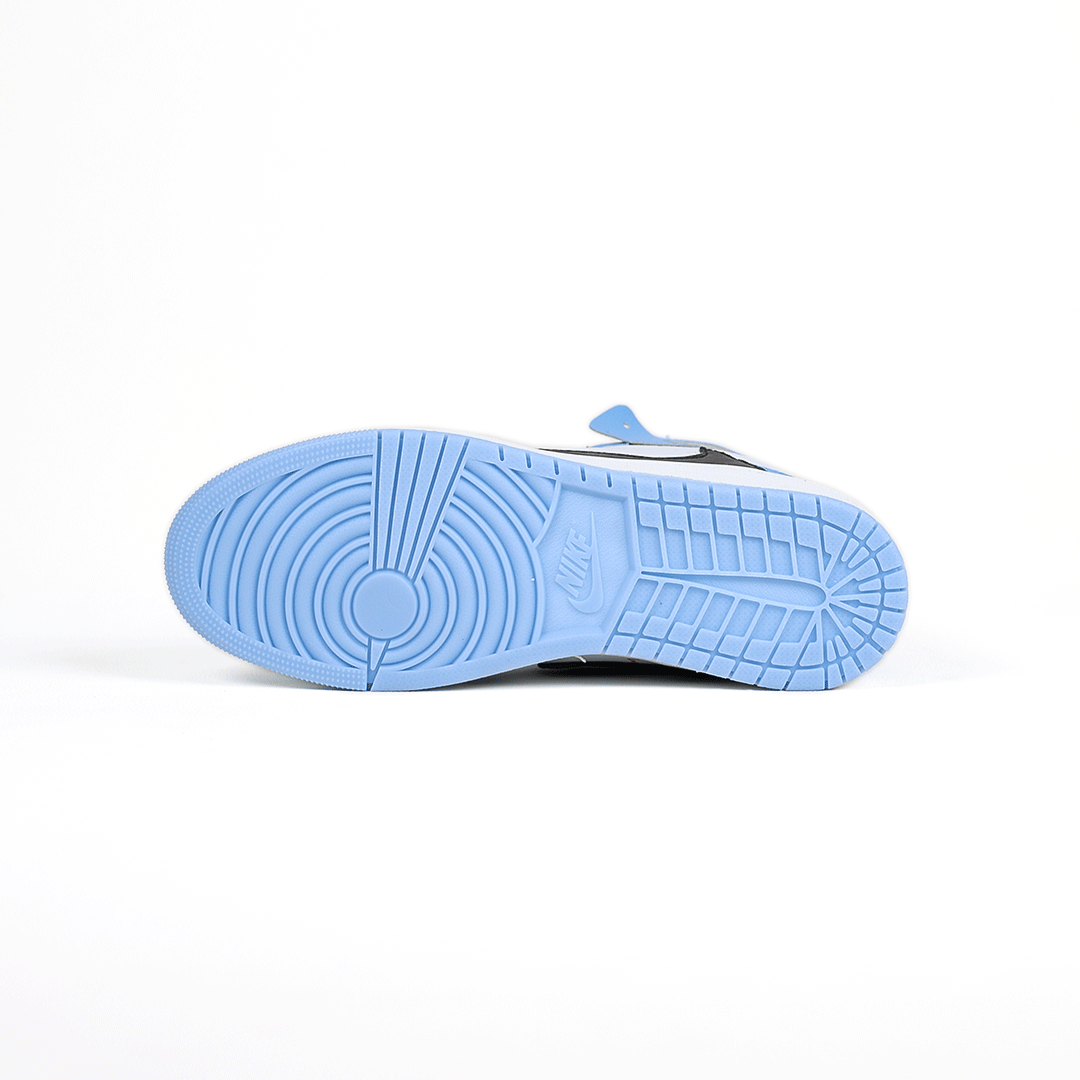  کتونی عمده نایکی Nike مدل جردن تراویس اسکات ساقدار Jordan مردانه و زنانه سفید آبی کد 802 گروه تولید صفری 