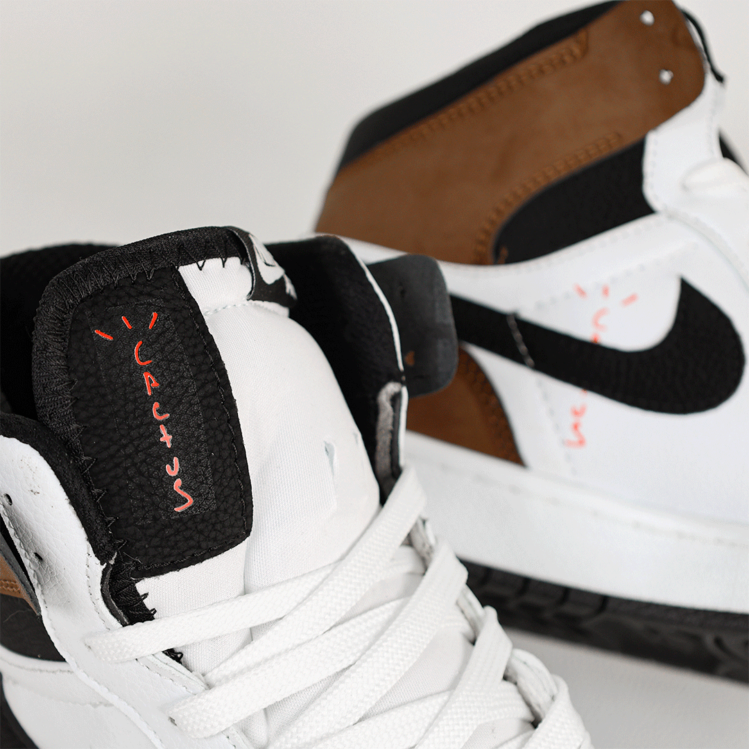  کتونی عمده نایکی Nike مدل جردن تراویس اسکات ساقدار Jordan مردانه و زنانه سفید قهوه‌ای کد 805 گروه تولید صفری 